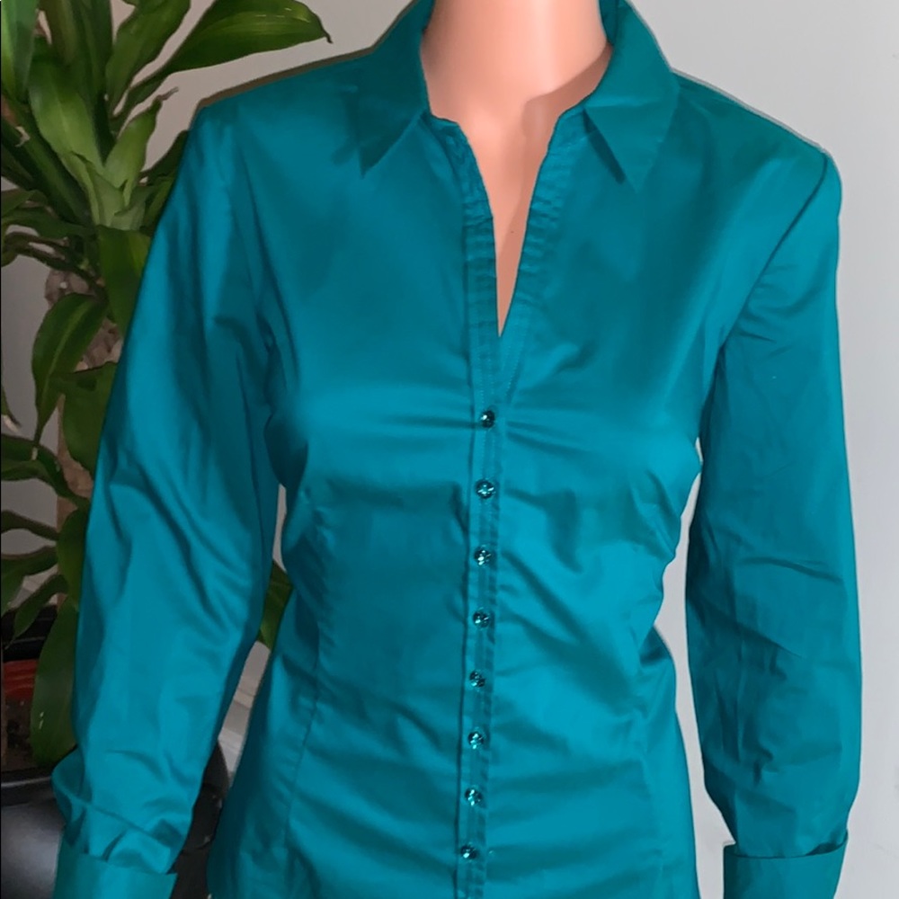 NWT NY&C Medium turquoise button up blouse